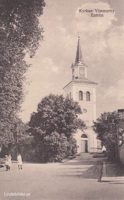 Vimmerby Kyrkan, Entren Vimmerby Kyrkan, Entren