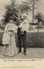 Mamma Ingeborg, Märtha, Pappa Prins Carl, Margareta