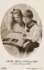 Sibylla med bror Hubertus 1917 Sibylla med bror Hubertus 1917