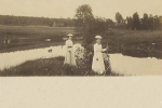 Nora, Nyhyttan, Finklädda Kvinnor 1902 Nora, Nyhyttan, Finklädda Kvinnor 1902