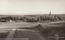 Utsikt över Kyrkan och Råssvalen, Guldsmedshyttan,