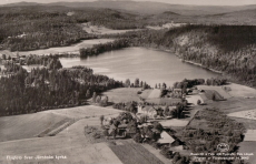 Nora, Flygfoto över Järnboås Kyrka 1955 Nora, Flygfoto över Järnboås Kyrka 1955