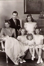 Carl Gustaf, Mamma Sibylla, Pappa Gustaf Adolf, Margaretha, Birgitta, Christina och Désirée 1946 Carl Gustaf, Mamma Sibylla, Pappa Gustaf Adolf, Margaretha, Birgitta, Christina och Désirée 1946