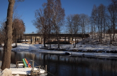 Bottenån med Bron, Bryggan och målade plankor