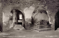 Öland. Borgholms-Slottsruin, DSK Jungfrubrunnen