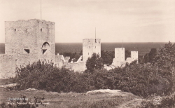 Visby. Norder port mot havet Visby. Norder port mot havet