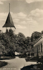 Gotland, Buttle Kyrka och Skola