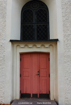 Lindesbergs Kyrka, Sidoingången Lindesbergs Kyrka, Sidoingången