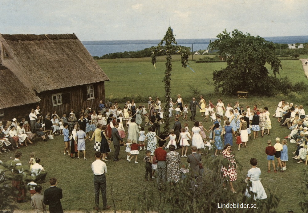 Midsommardans i Bjäre