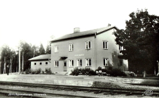 Nora, Järnvägsstationen, Vikersvik